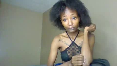 baddie_bunnie online show from 15, 12, 2025