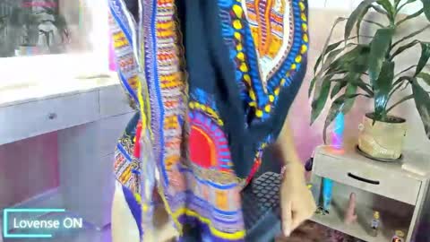 BADDIE DELAYLA online show from 2, 4, 2026