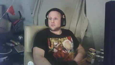 Snapshot of badg1406 chatting on 19, 12, 2025 BadG online show from 19, 12, 2025