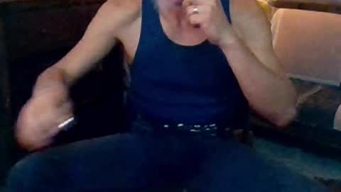 Snapshot of badhombremx chatting on 24, 2, 2025 Mexican livin Off the Wall online show from 24, 2, 2025