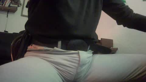 Snapshot of badhombremx chatting on 21, 9, 2025 Mexican livin Off the Wall online show from 21, 9, 2025