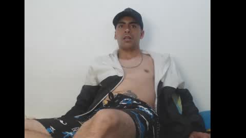 Snapshot of badjuanhot chatting on 9, 1, 2025 Juan Help us reach 100 likes online show from 9, 1, 2025