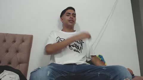 Snapshot of badjuanhot chatting on 15, 1, 2025 Juan Help us reach 100 likes online show from 15, 1, 2025