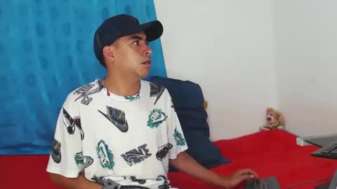 Snapshot of badjuanhot chatting on 20, 2, 2025 Juan Help us reach 100 likes online show from 20, 2, 2025