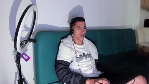 Snapshot of badjuanhot chatting on 2, 10, 2025 Juan Help us reach 100 likes online show from 2, 10, 2025