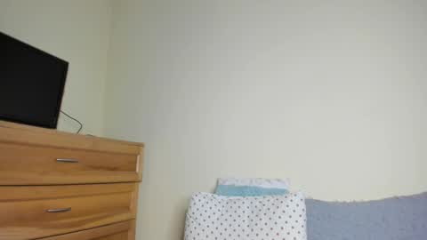 Snapshot of badmodel_ chatting on 24, 1, 2025 Name online show from 24, 1, 2025