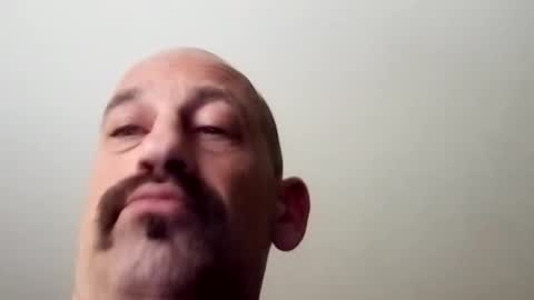 Snapshot of badmtherfuker chatting on 15, 12, 2025 badmtherfuker online show from 15, 12, 2025