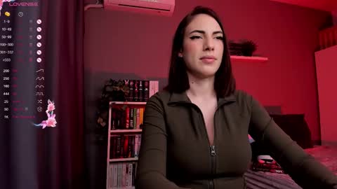 Snapshot of baeblossom chatting on 10, 11, 2025 Blossom online show from 10, 11, 2025