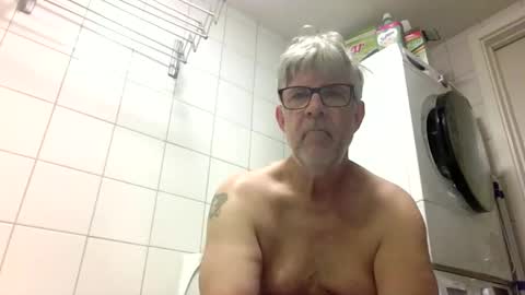 Snapshot of baggelina75 chatting on 4, 6, 2026 baggelina75 online show from 4, 6, 2026