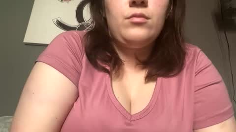 bailey_bee_ online show from 31, 5, 2026