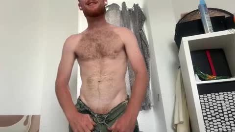 Snapshot of bailey_mcvicar chatting on 25, 10, 2025 bailey_mcvicar online show from 25, 10, 2025