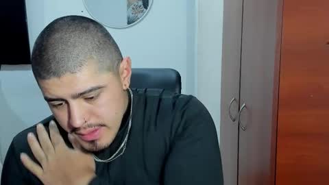 Snapshot of baltazardupont chatting on 28, 11, 2025 Andres - online show from 28, 11, 2025