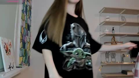 Kira online show from 10, 10, 2025