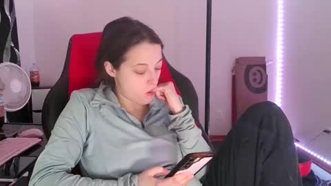 bambiboo8113 online show from 24, 2, 2025