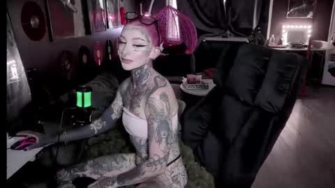 bambitatted online show from 2, 8, 2026