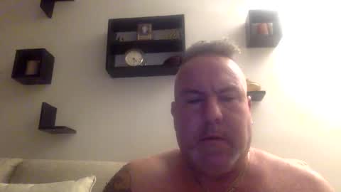 banana5289 online show from 1, 1, 2025