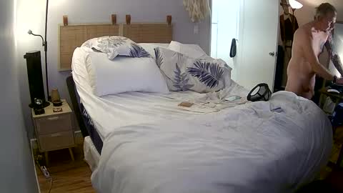 bananas318 online show from 18, 9, 2025