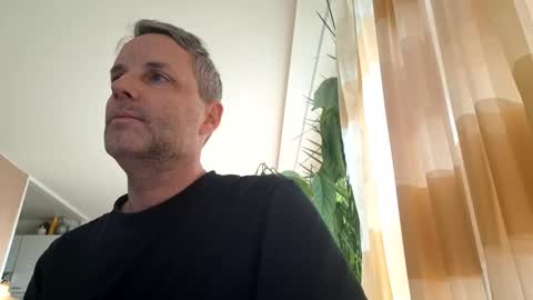 bananasplit1900 online show from 6, 1, 2026