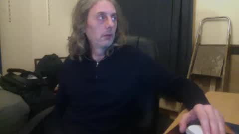 Snapshot of bangintoleather chatting on 28, 11, 2025 bangintoleather online show from 28, 11, 2025