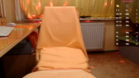 Snapshot of banschie chatting on 9, 11, 2025 online show from 9, 11, 2025