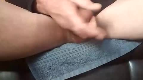 Snapshot of baobabtree10 chatting on 15, 11, 2025 baobabtree10 online show from 15, 11, 2025