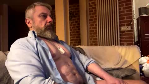 Snapshot of barba71 chatting on 3, 11, 2025 Military man 69 online show from 3, 11, 2025