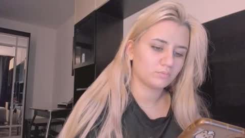 barbarasiren online show from 4, 11, 2025