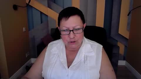 Snapshot of barbaraturners chatting on 27, 10, 2025 barbaraturners online show from 27, 10, 2025