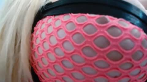 Snapshot of barbi_bentley chatting on 10, 9, 2025 Barbi Bentley online show from 10, 9, 2025