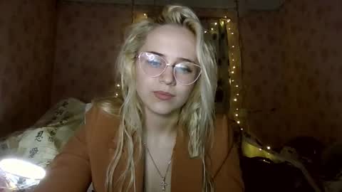 barbie___girl online show from 22, 12, 2025