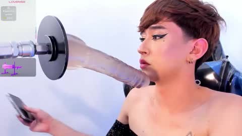          I work from home this is my room 3 online show from 6, 11, 2025