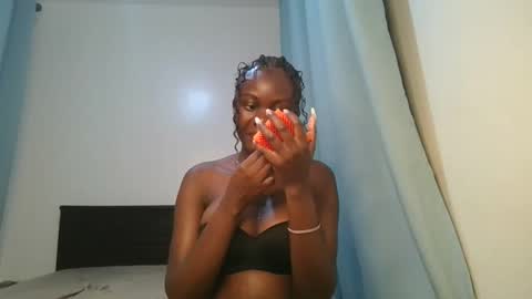 Snapshot of barbie_queen2 chatting on 2, 2, 2026 queen online show from 2, 2, 2026
