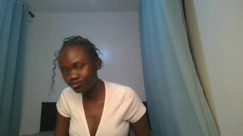 Snapshot of barbie_queen2 chatting on 5, 2, 2026 queen online show from 5, 2, 2026