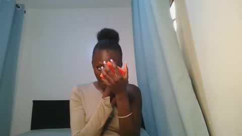 Snapshot of barbie_queen2 chatting on 21, 2, 2026 queen online show from 21, 2, 2026
