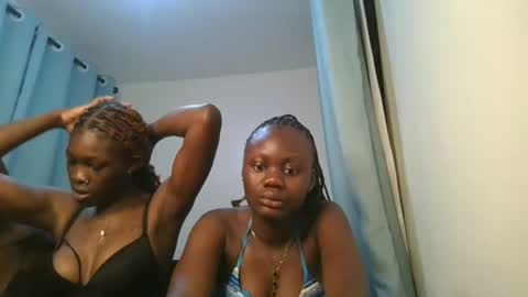 Snapshot of barbie_queen2 chatting on 1, 3, 2026 queen online show from 1, 3, 2026