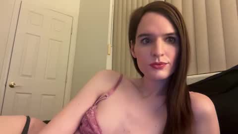 Snapshot of barbiejules chatting on 6, 2, 2025 BarbieJules online show from 6, 2, 2025