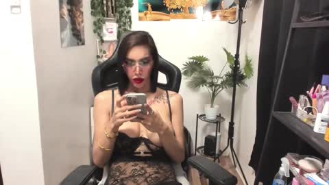 Snapshot of barbiekharie chatting on 3, 2, 2026 Issa Trap online show from 3, 2, 2026