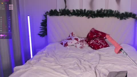 Snapshot of barbielina_ chatting on 14, 12, 2024 Emma online show from 14, 12, 2024