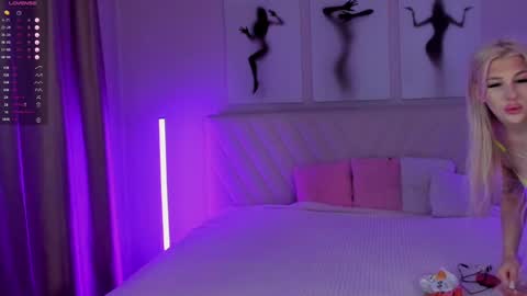 Snapshot of barbielina_ chatting on 28, 1, 2025 Emma online show from 28, 1, 2025