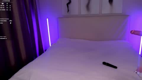 Snapshot of barbielina_ chatting on 5, 10, 2025 Emma online show from 5, 10, 2025
