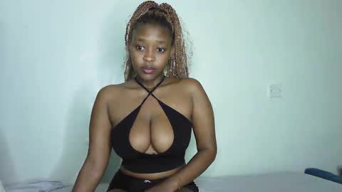 Snapshot of barbiemel_ chatting on 14, 10, 2025 Mel online show from 14, 10, 2025