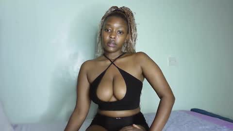 Snapshot of barbiemel_ chatting on 15, 10, 2025 Mel online show from 15, 10, 2025