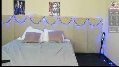 Snapshot of barbiemuscle1 chatting on 22, 12, 2024 Barbie online show from 22, 12, 2024