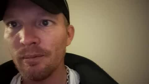 Snapshot of barniemay1 chatting on 11, 11, 2025 barniemay1 online show from 11, 11, 2025