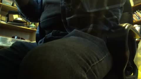 Snapshot of bartender3127 chatting on 8, 1, 2025 bartender3127 online show from 8, 1, 2025
