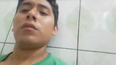 Snapshot of basic2001 chatting on 5, 11, 2025 Marcos online show from 5, 11, 2025