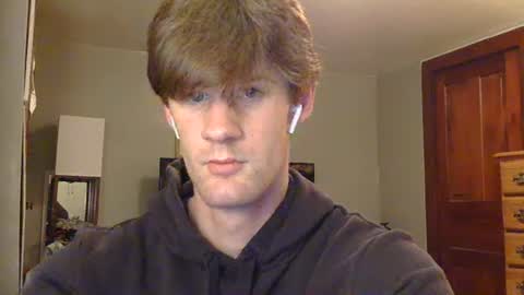 Snapshot of basicallyjustmee chatting on 16, 5, 2026 basicallyjustmee online show from 16, 5, 2026