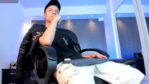 Snapshot of basthiianxxx chatting on 17, 12, 2025 Basthiian online show from 17, 12, 2025