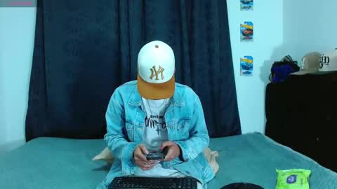 Snapshot of bastiaan_28 chatting on 11, 11, 2025 Bastian online show from 11, 11, 2025