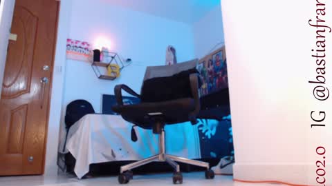 Snapshot of bastian_franco01 chatting on 22, 12, 2024 Bastian Independent Model online show from 22, 12, 2024